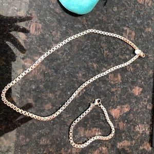 AUTHENTIC TIFFANY chain box set